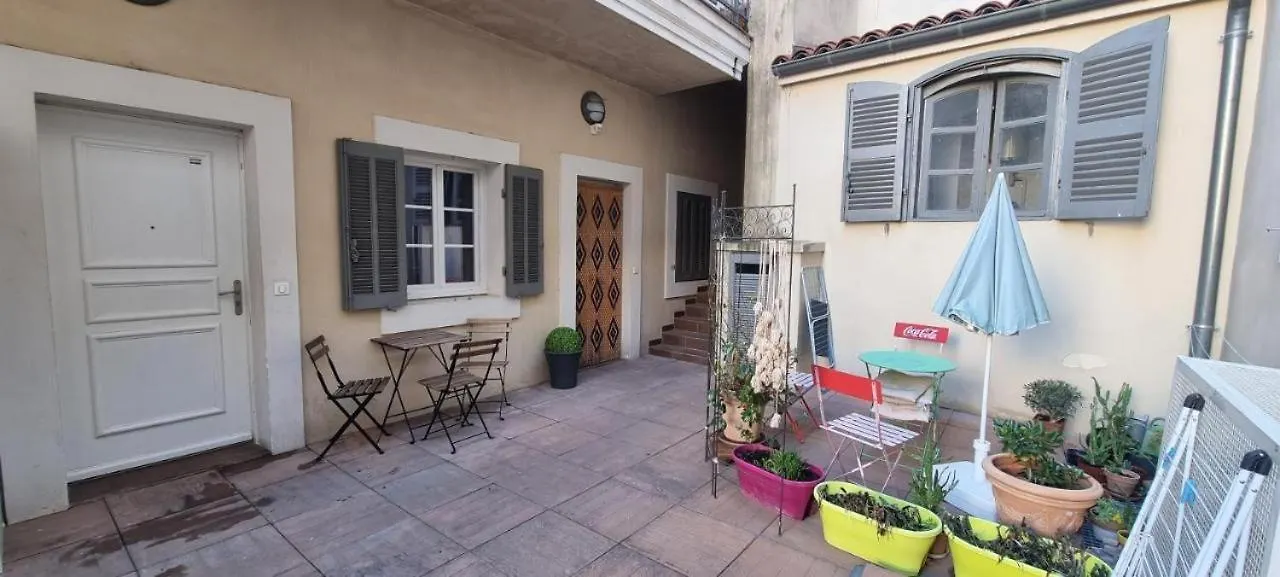 Apartament Studio Vieux Port Chez Fanette Marsylia