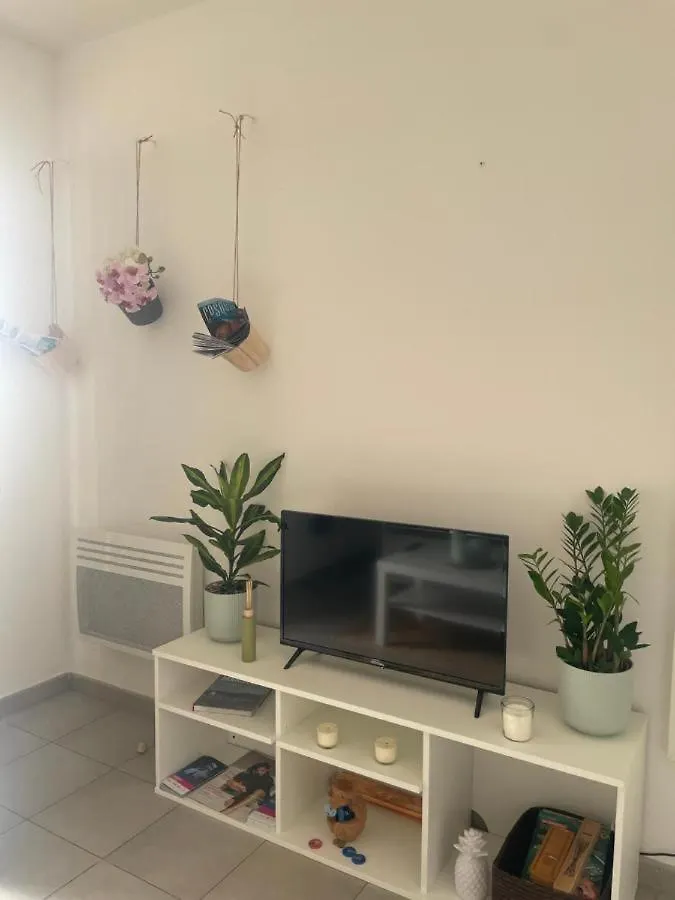 Apartament Studio Vieux Port Chez Fanette Marsylia